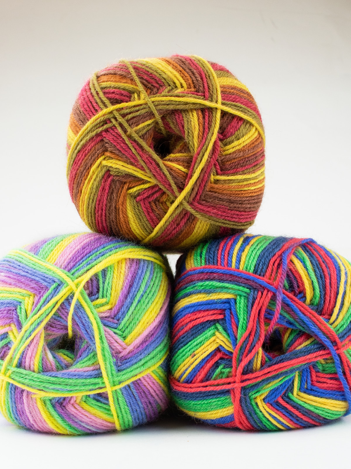 West Yorkshire Spinners: Signature 4 ply: Winwick Mum Collection: 100g